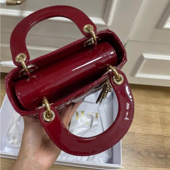 DIOR Mini Lady Dior Bag Cherry Red Patent Cannage Calfskin - Picture 7 of 11